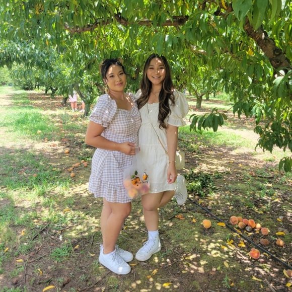 Meet your Posher, Julaphone & Kinmala - Picture 3 of 5